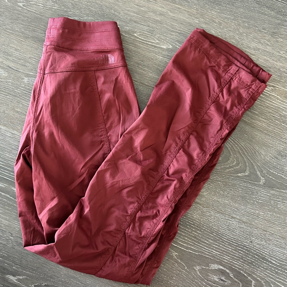 Women’s The North Face Pants